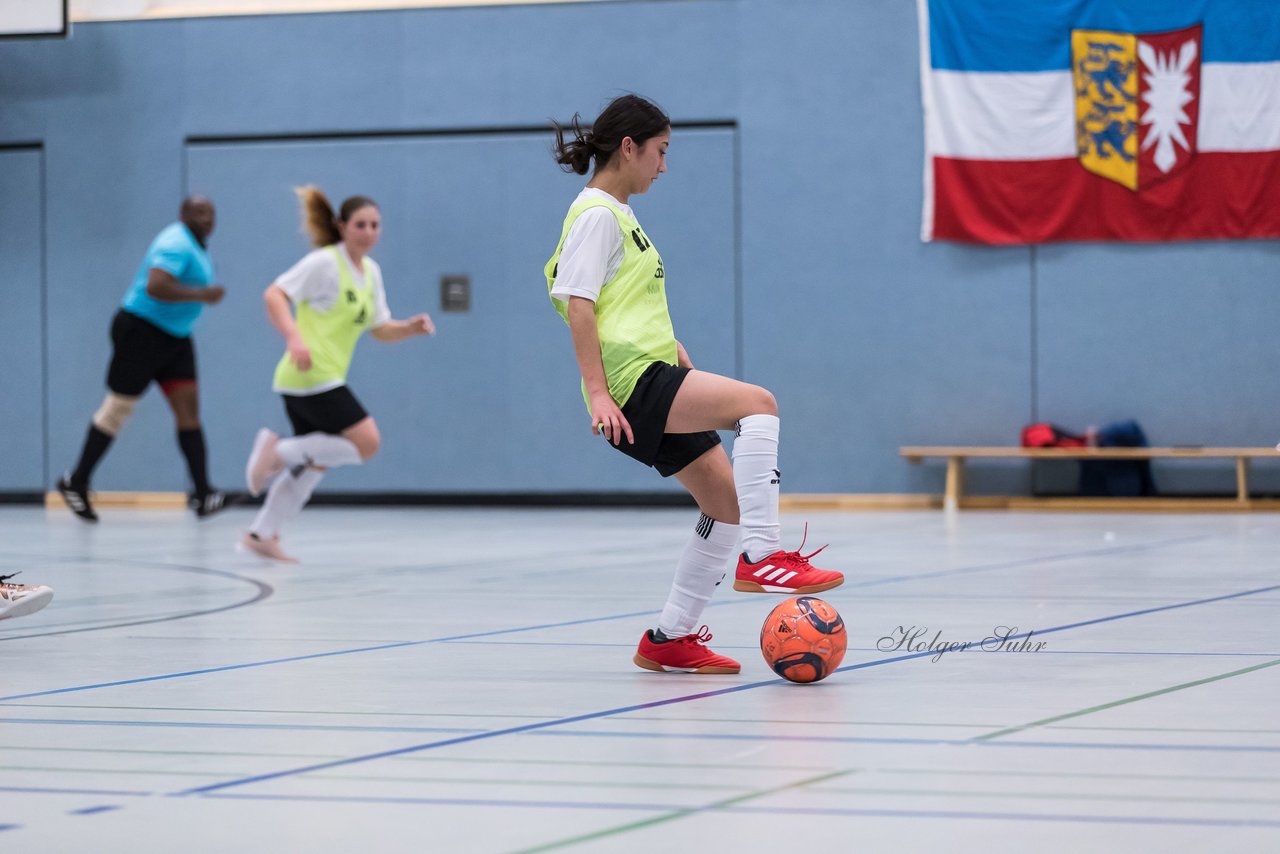 Bild 405 - wCJ Futsalmeisterschaft Runde 1